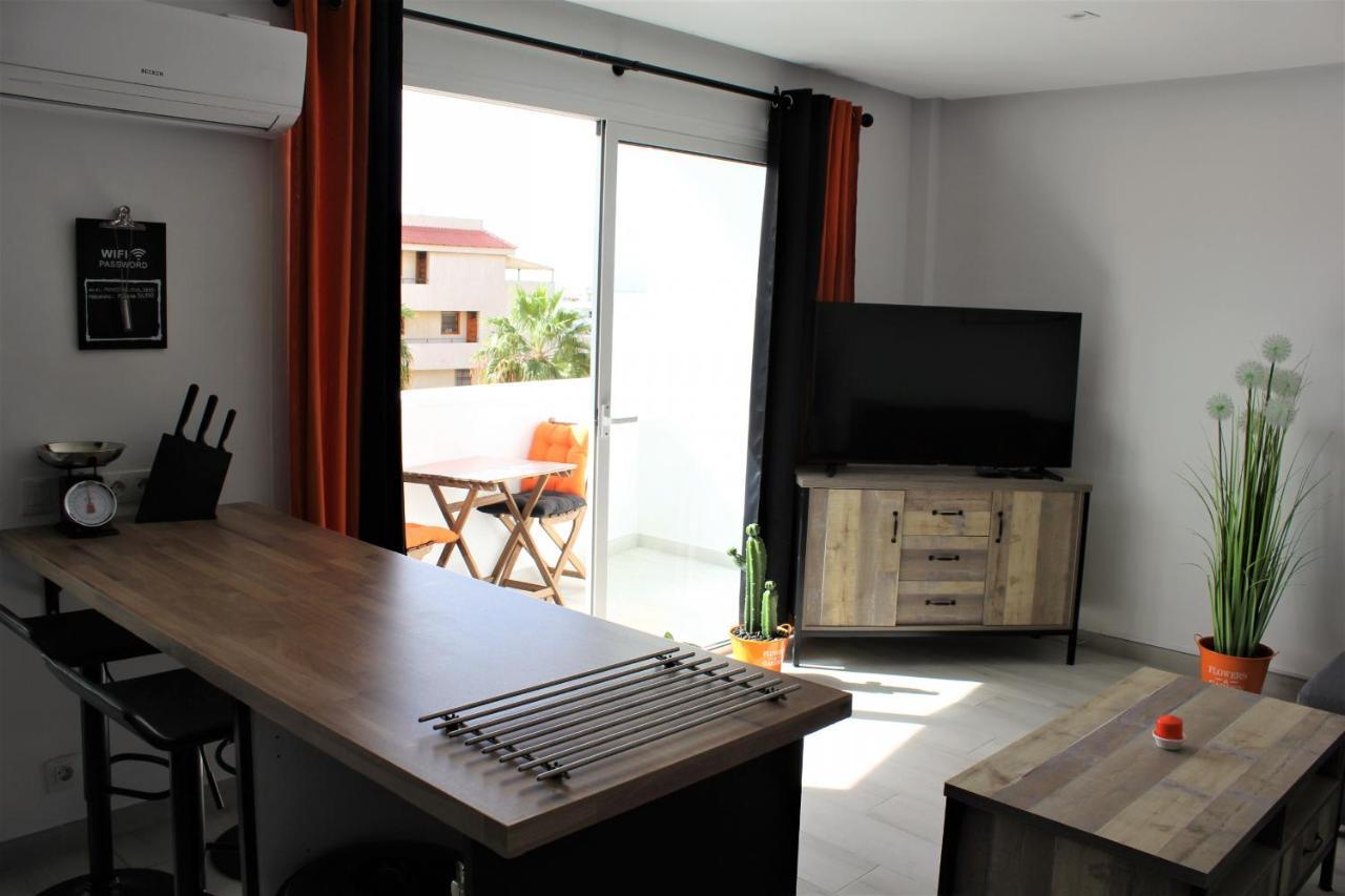 Modern And Lovely In Cristianos Apartment