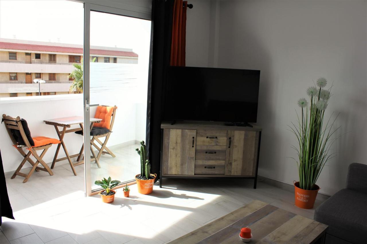 Modern And Lovely In Cristianos Apartment