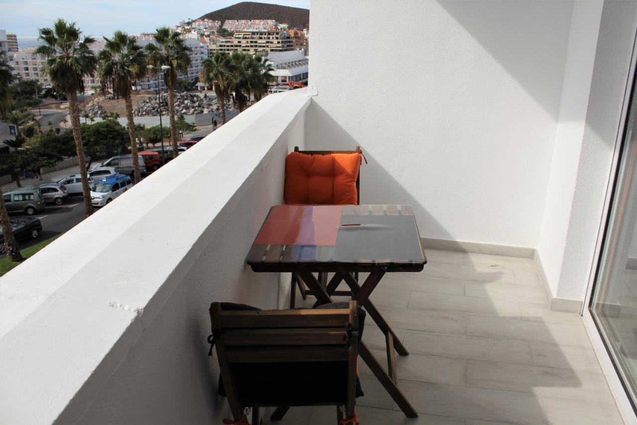 Modern And Lovely In Cristianos Apartment *