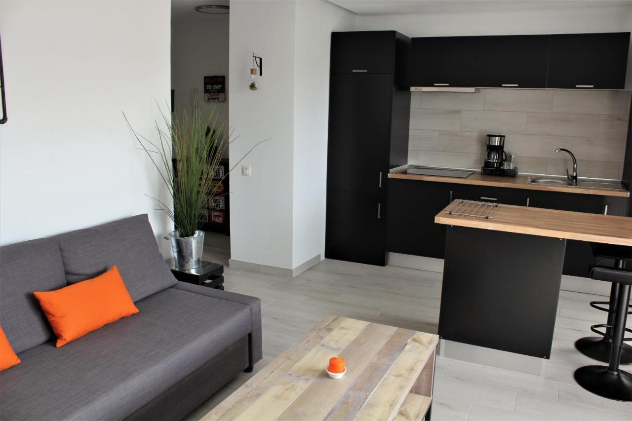 Modern And Lovely In Cristianos Appartamento *
